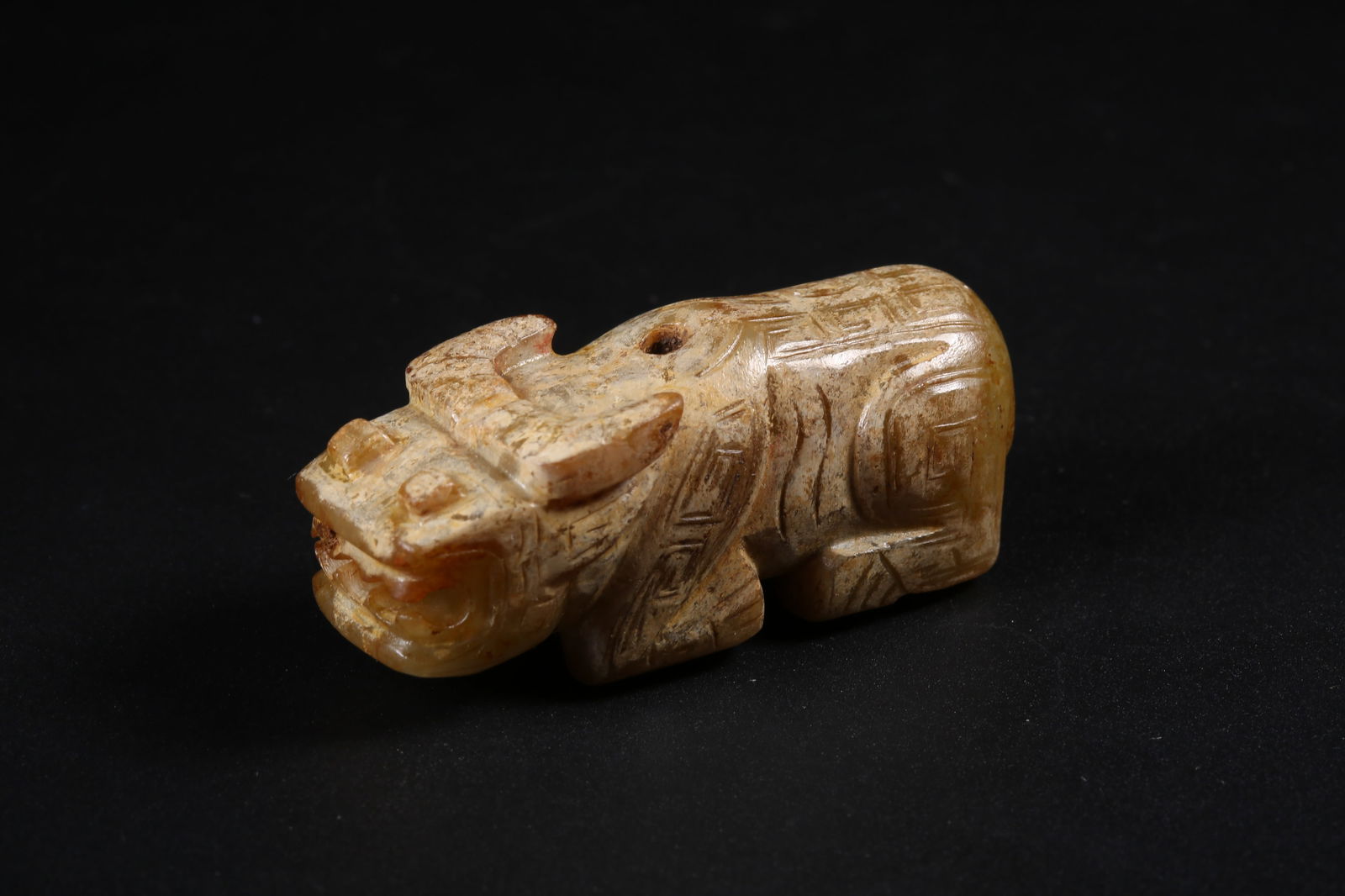A ARCHAIC JADE OX - 2