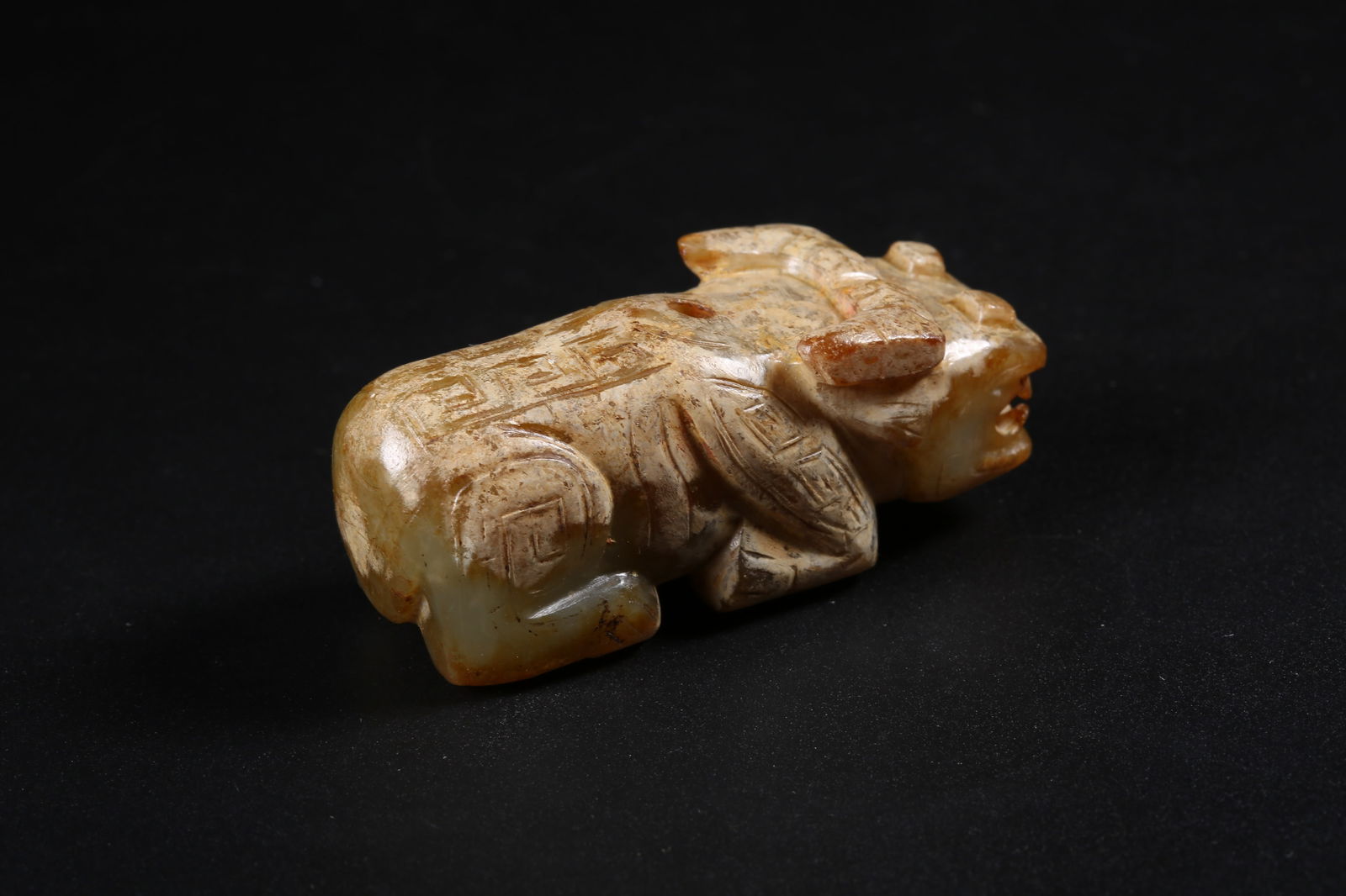 A ARCHAIC JADE OX - 4