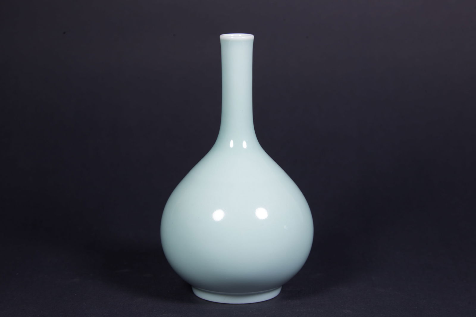 A CELADON-GLAZED DAN VASE - 2