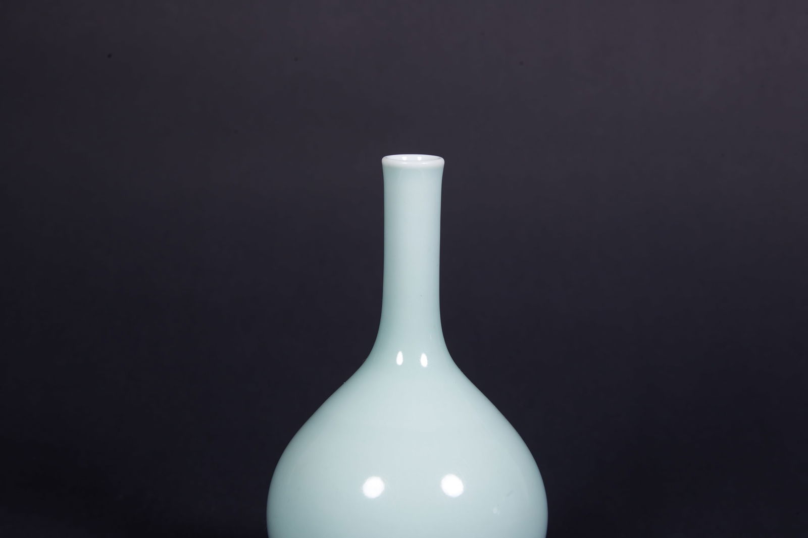 A CELADON-GLAZED DAN VASE - 3
