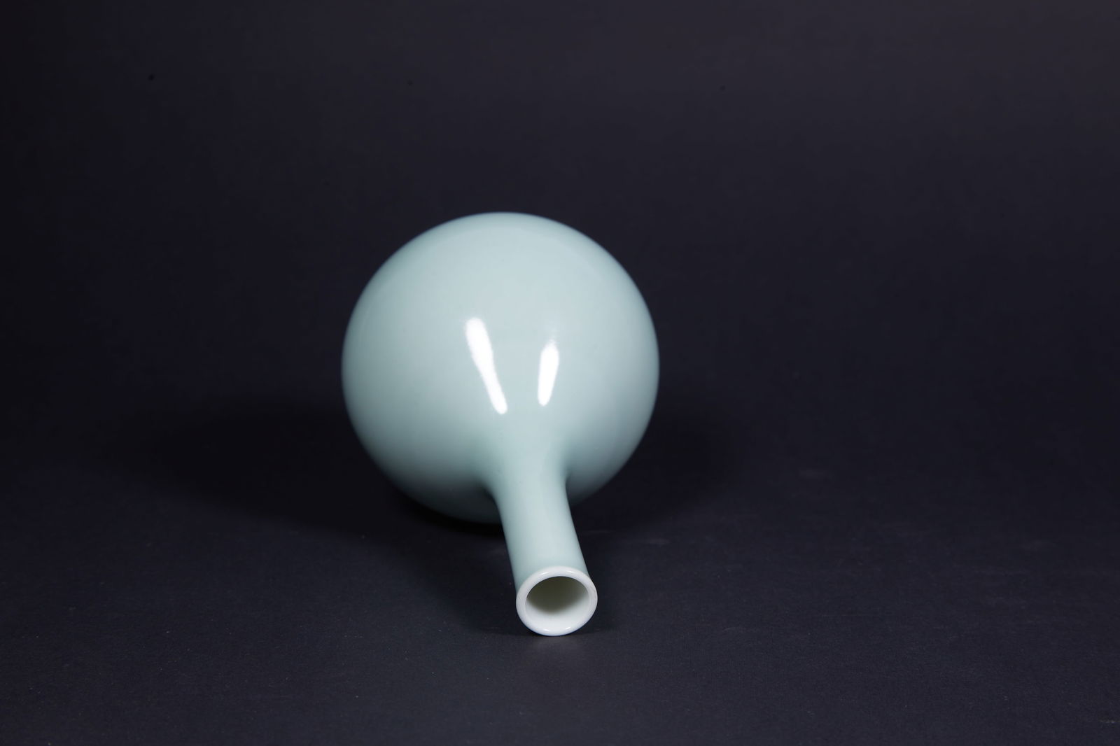 A CELADON-GLAZED DAN VASE - 6