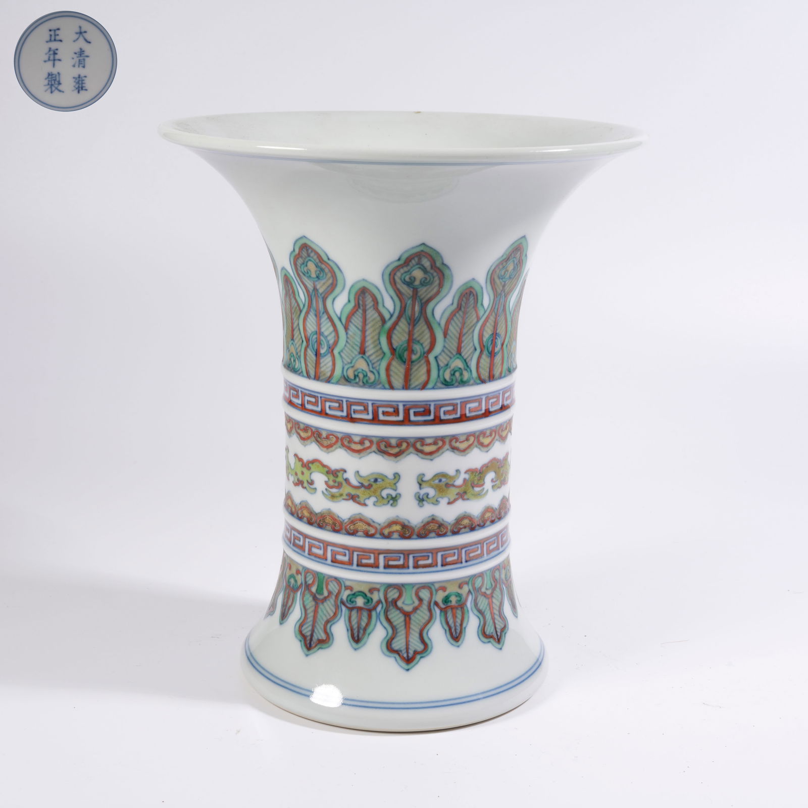 A DOUCAI DRAGON-PATTERNED HUAGU VASE (1 of 9)