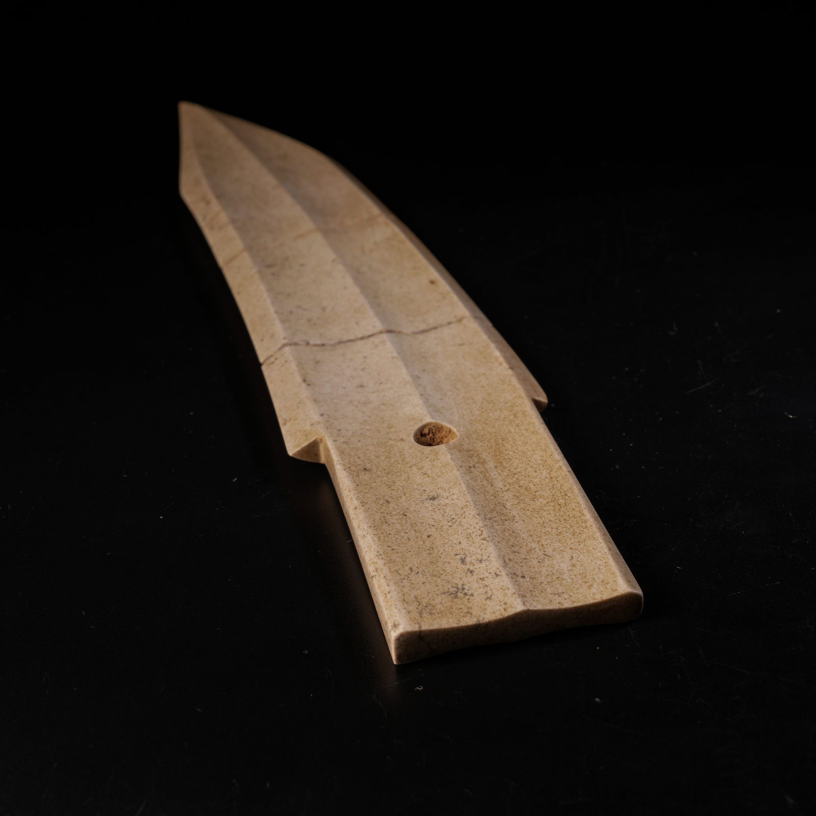 A ANCIENT JADE GE (DAGGER-AXE) - 6