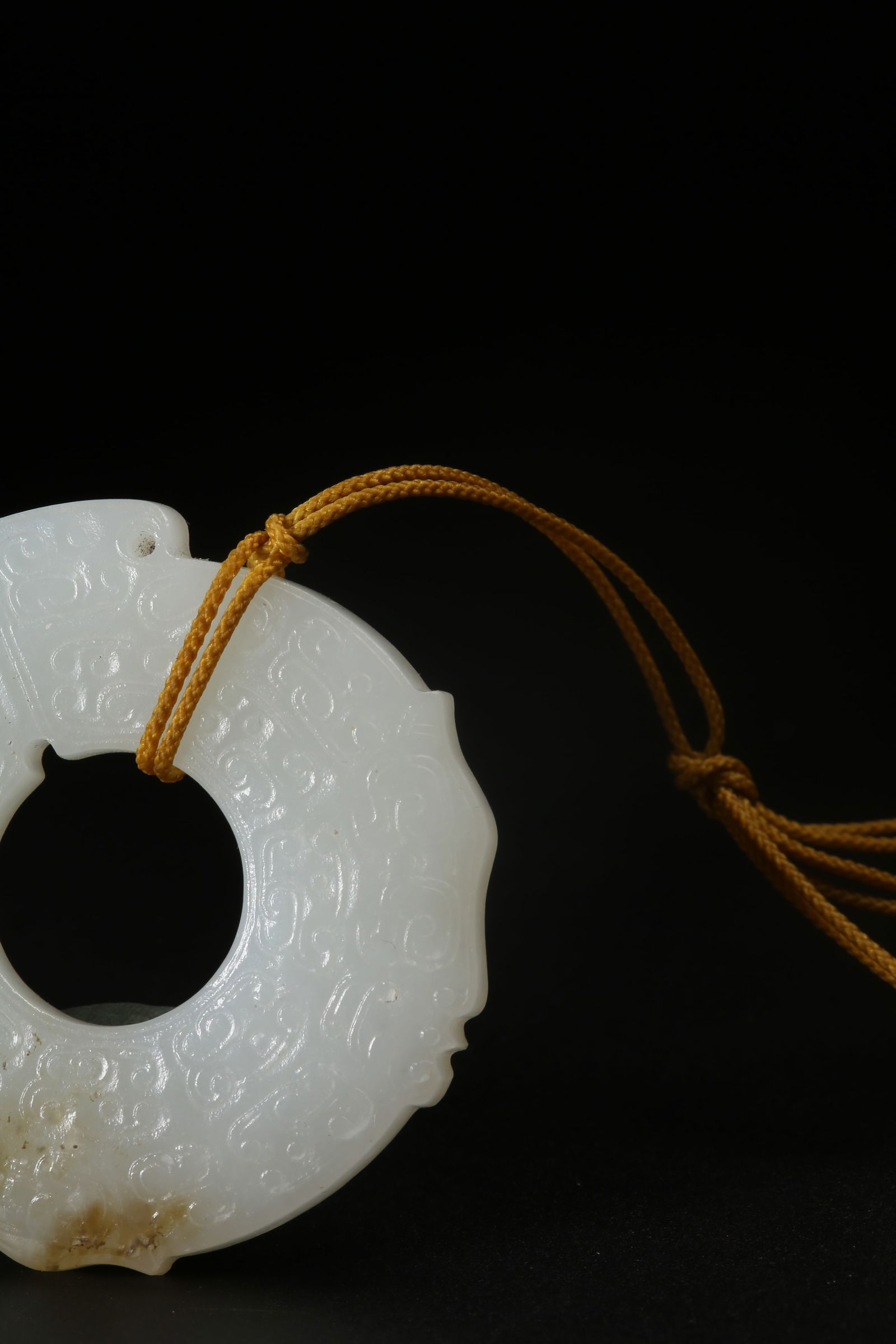 A HETIAN JADE BI-RING - 4