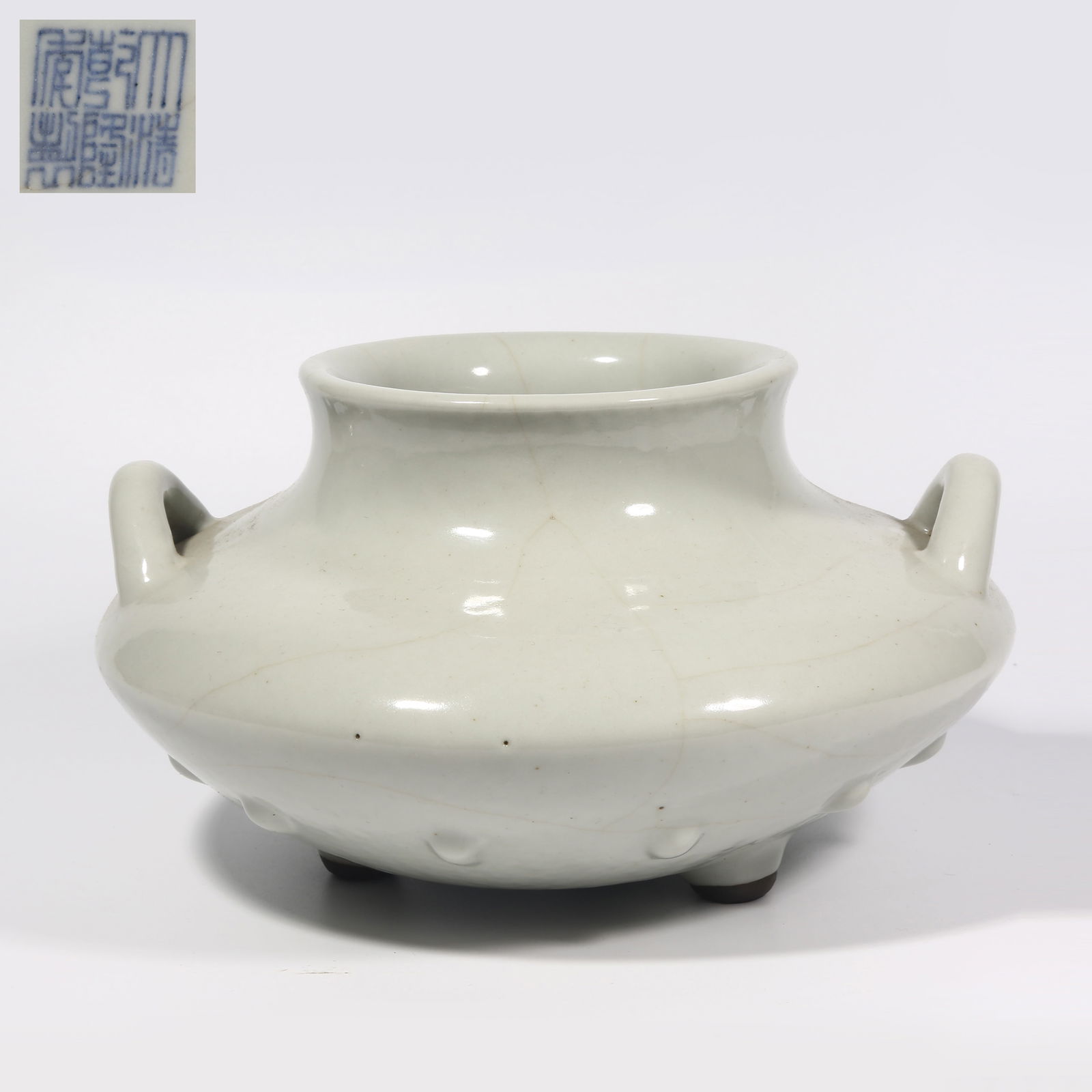A IMITATION GUAN KILN FISH BASKET ZUN: Imitation Guan Kiln Fish Basket Zun