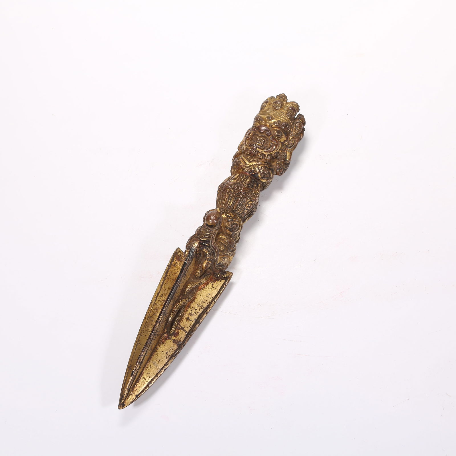 A BRONZE VAJRA SPADE RITUAL TOOL: Bronze Vajra Spade Ritual Tool