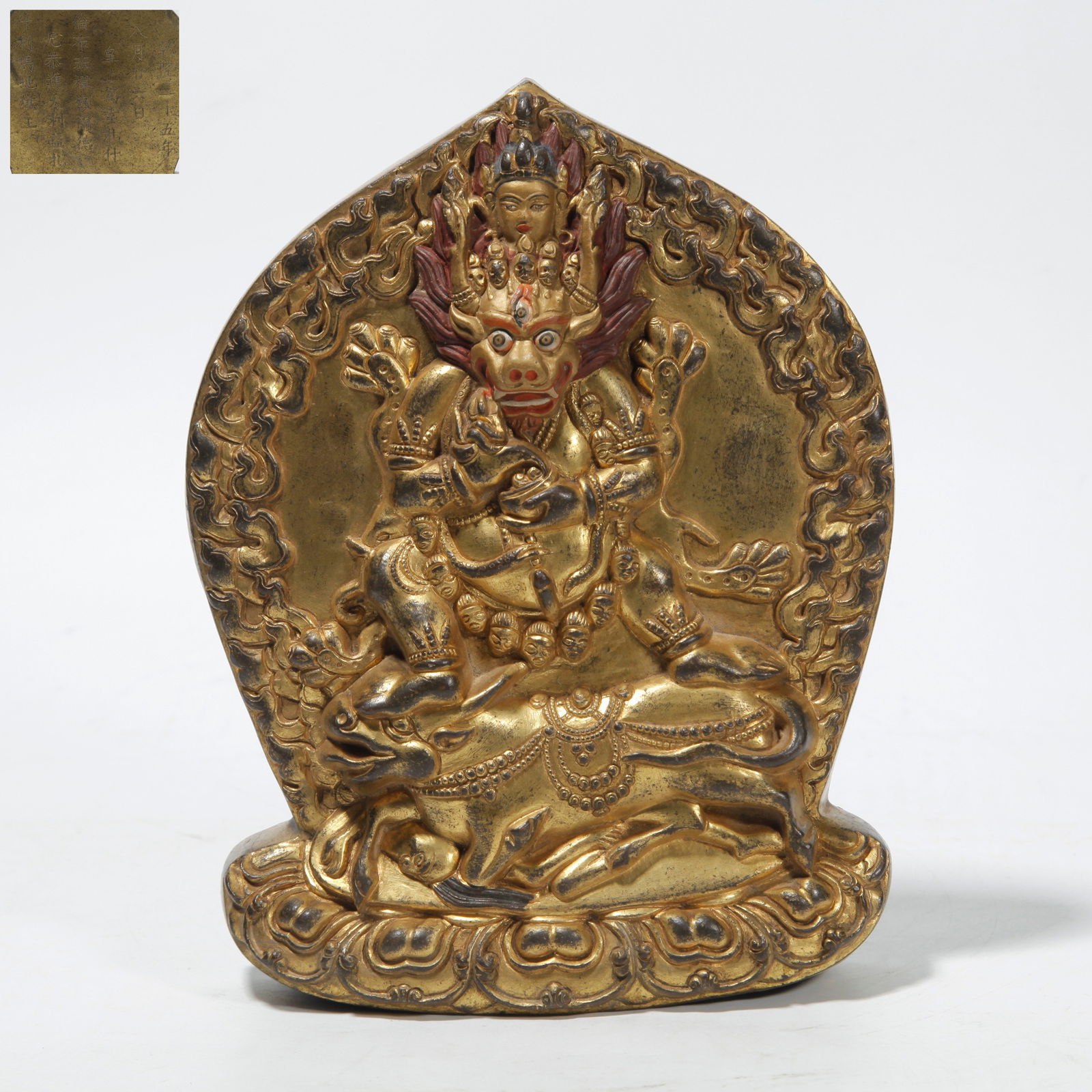 A GILT BRONZE BUDDHA STATUE: Gilt Bronze Buddha Statue