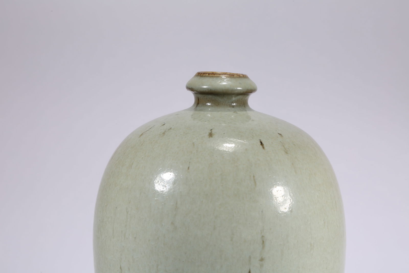 A JUN WARE GLAZE APPRECIATION BOTTLE - 2