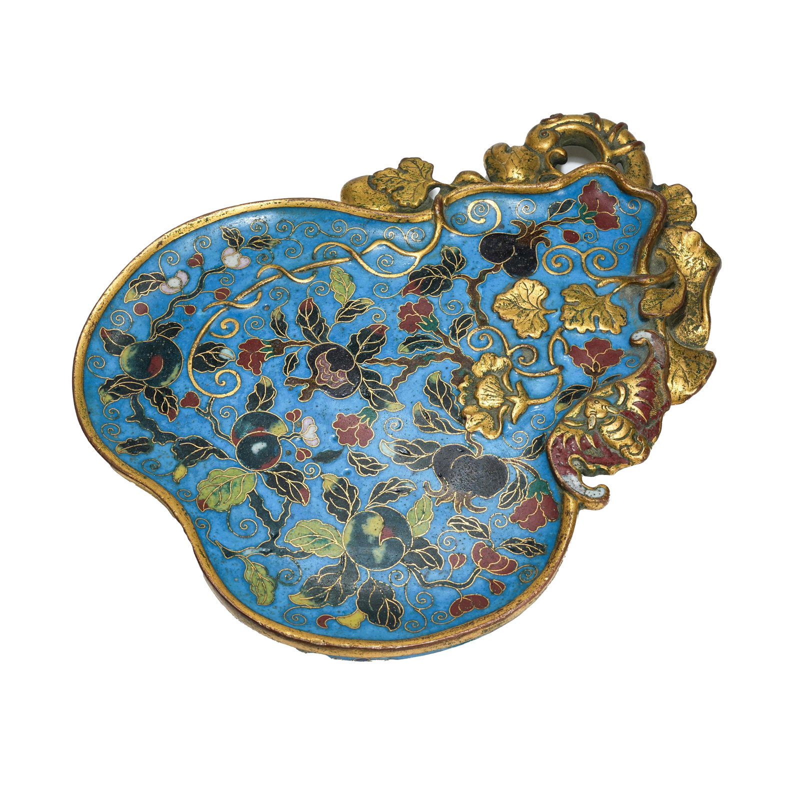 CLOISONNÉ ENAMEL GOURD-SHAPED INK SLICK WITH BLESSING AND LONGEVITY MOTIFS, QING DYNASTY: Court-style cloisonné scholar's ware of the Qing Dynasty is shaped like a gourd, symbolizing blessings and longevity. Its edges, vine and bat patterns are gilded. The interior is laid with sapphire
