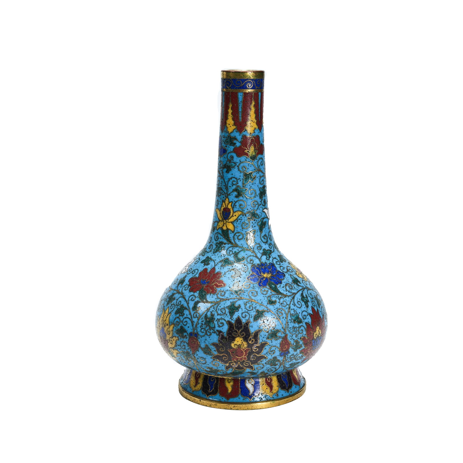 CLOISONNE LONG-NECKED VASE WITH INTERLOCKING FLORAL PATTERN MING DYNASTY: A classic masterpiece of Ming Dynasty cloisonné enamel, it is built on a bronze body and made through multiple elaborate processes including wire inlay, enamel filling, firing and gilding. The vase