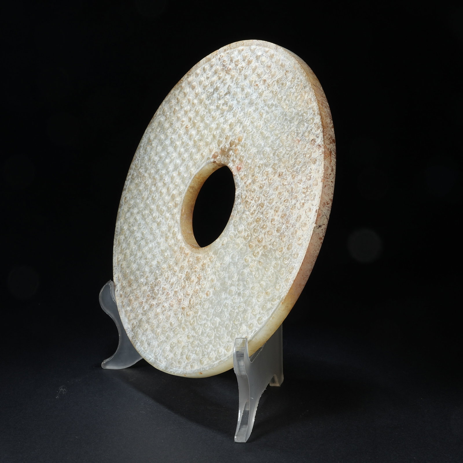 A ANCIENT JADE BI DISC WITH SCROLLED CLOUD PATTERN - 6