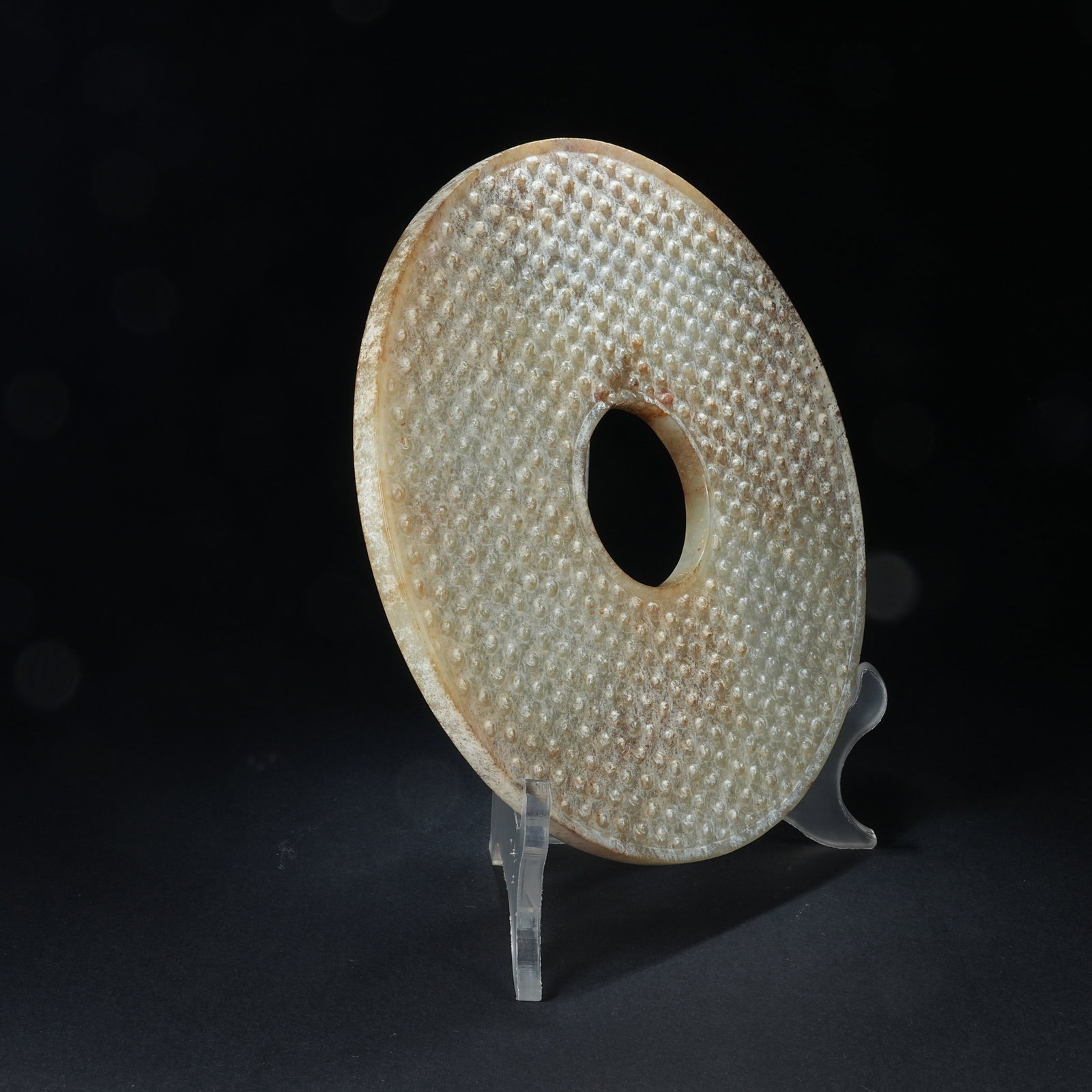 A ANCIENT JADE BI DISC WITH SCROLLED CLOUD PATTERN - 7