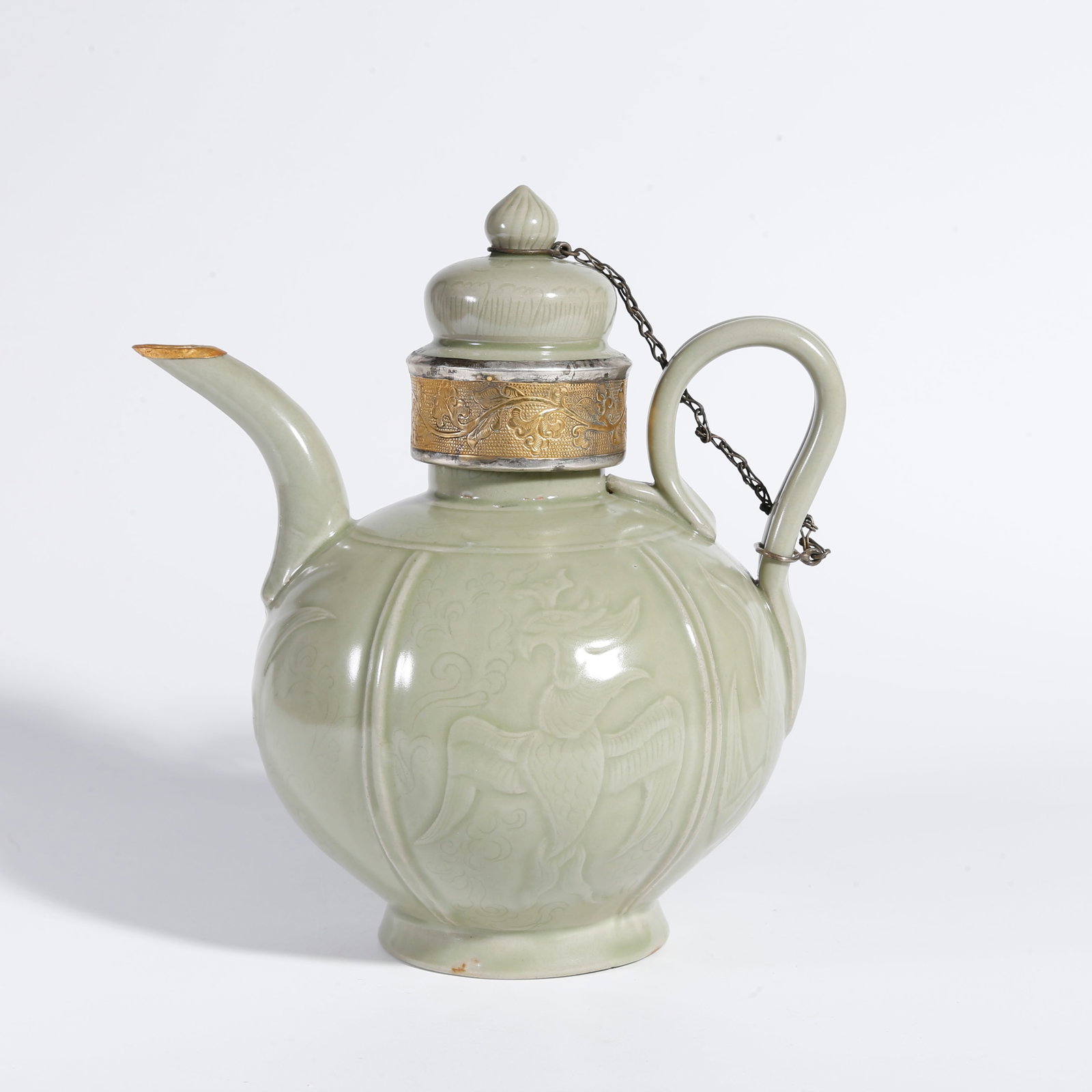 A LONGQUAN KILN EWER (1 of 9)