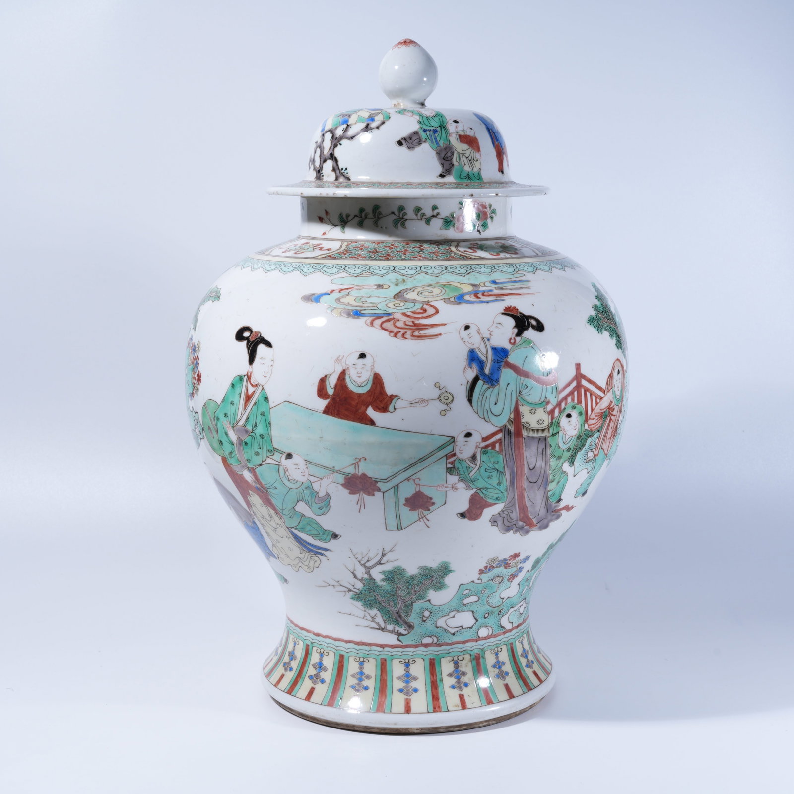 A WUCAI GENERAL JAR WITH COURTYARD TUTORIAL SCENE PATTERN - 6
