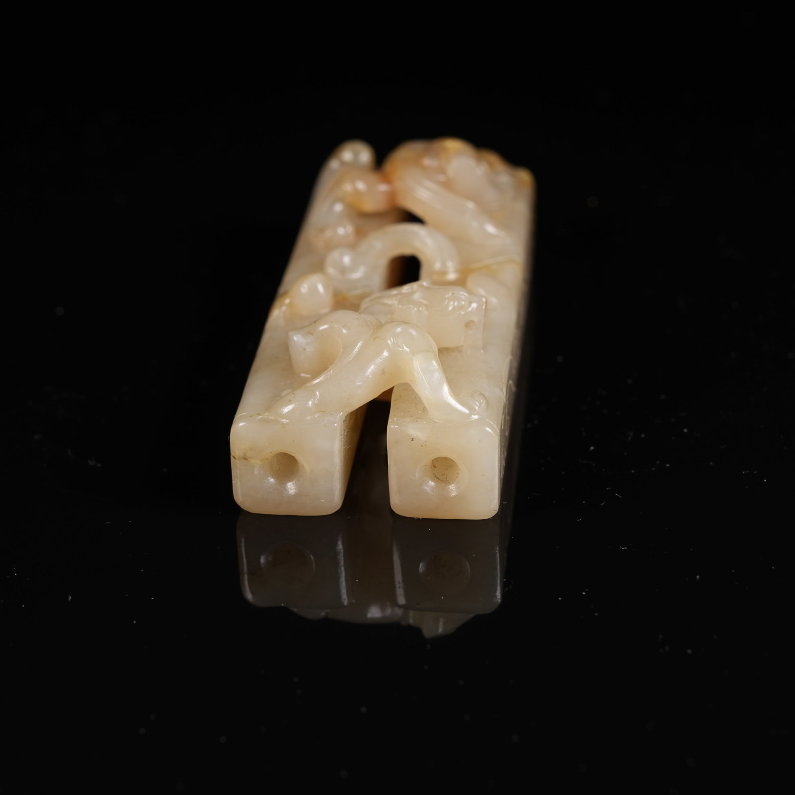 A ANCIENT JADE CHILONG PATTERN CYLINDRICAL BEAD - 2