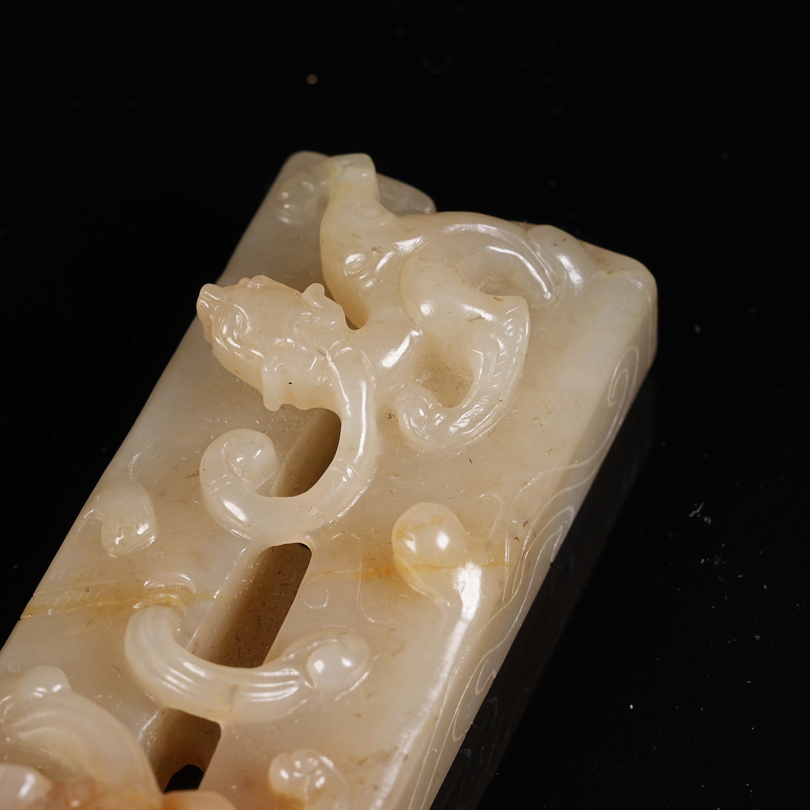 A ANCIENT JADE CHILONG PATTERN CYLINDRICAL BEAD - 5