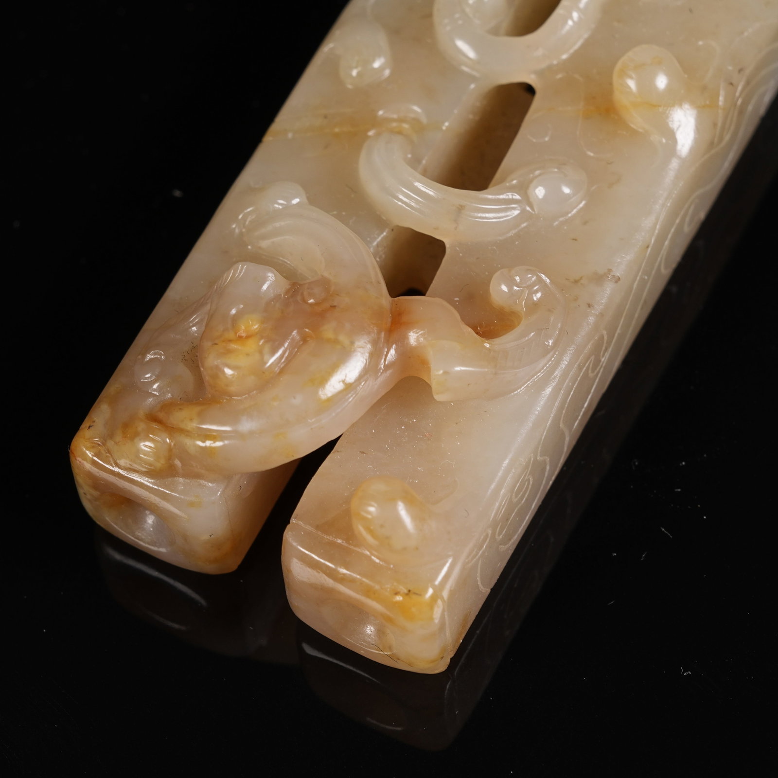 A ANCIENT JADE CHILONG PATTERN CYLINDRICAL BEAD - 6