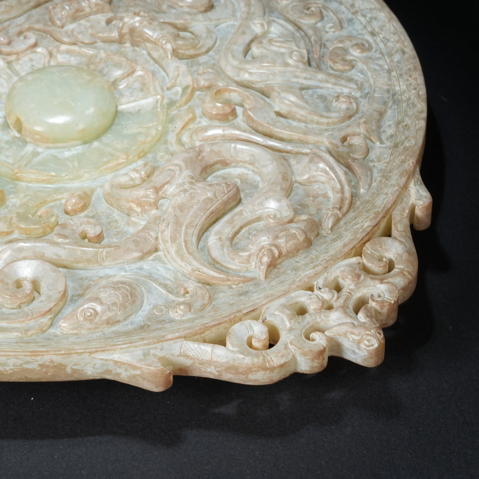 A ANCIENT JADE MIRROR WITH FOUR DIVINE BEASTS PATTERN - 4