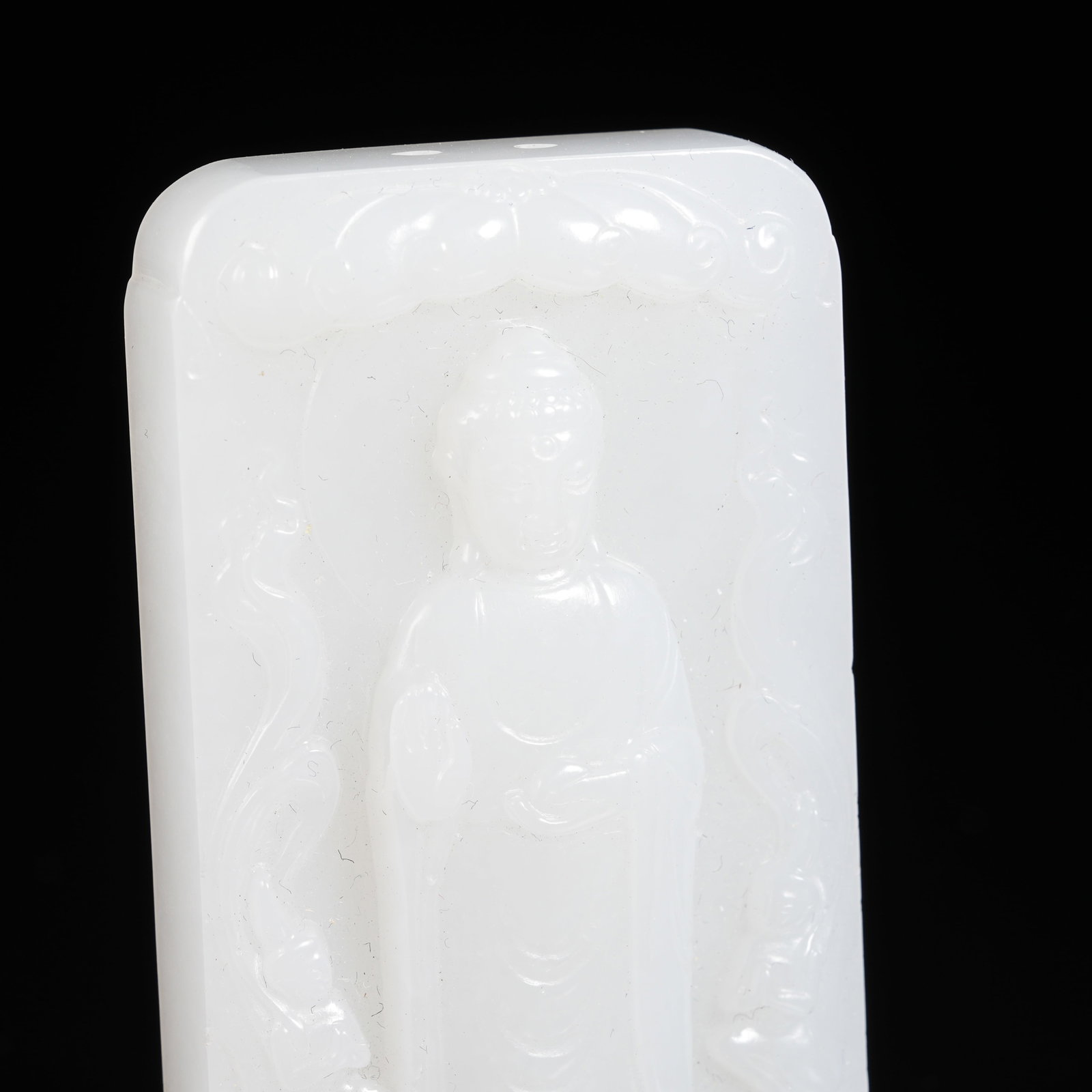 A WHITE HETIAN JADE BUDDHA PATTERN PLAQUE - 2