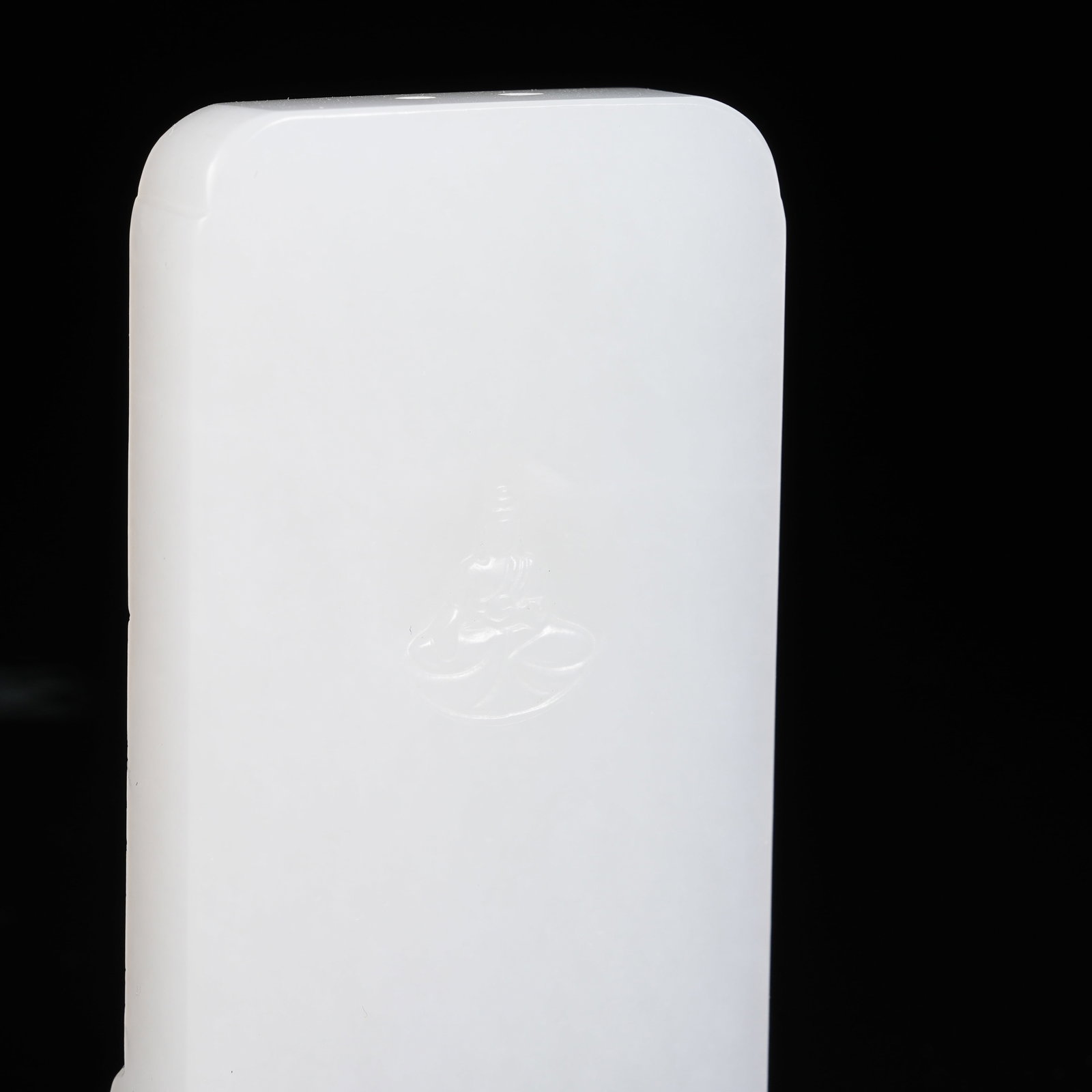 A WHITE HETIAN JADE BUDDHA PATTERN PLAQUE - 6