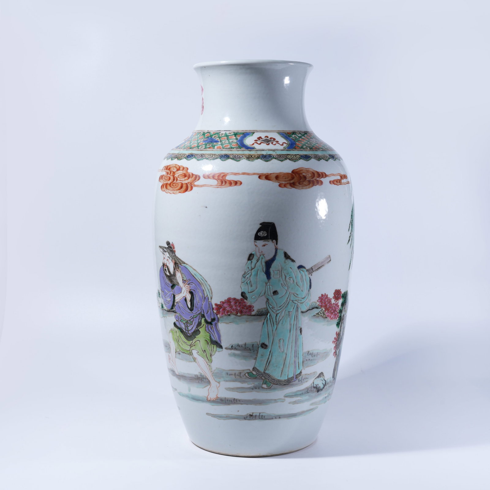 A WUCAI GUANYIN VASE WITH FIGURE STORY PATTERN (1 of 10)