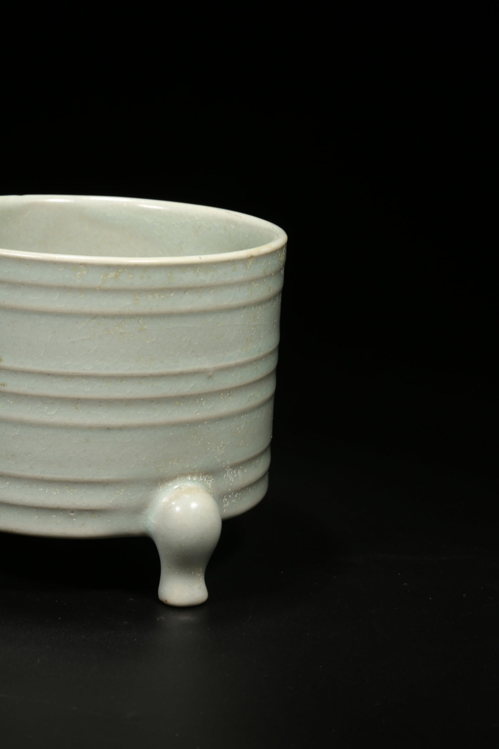 A RU-TYPE TRIPOD CYLINDRICAL CENSER WITH STRING PATTERN - 6