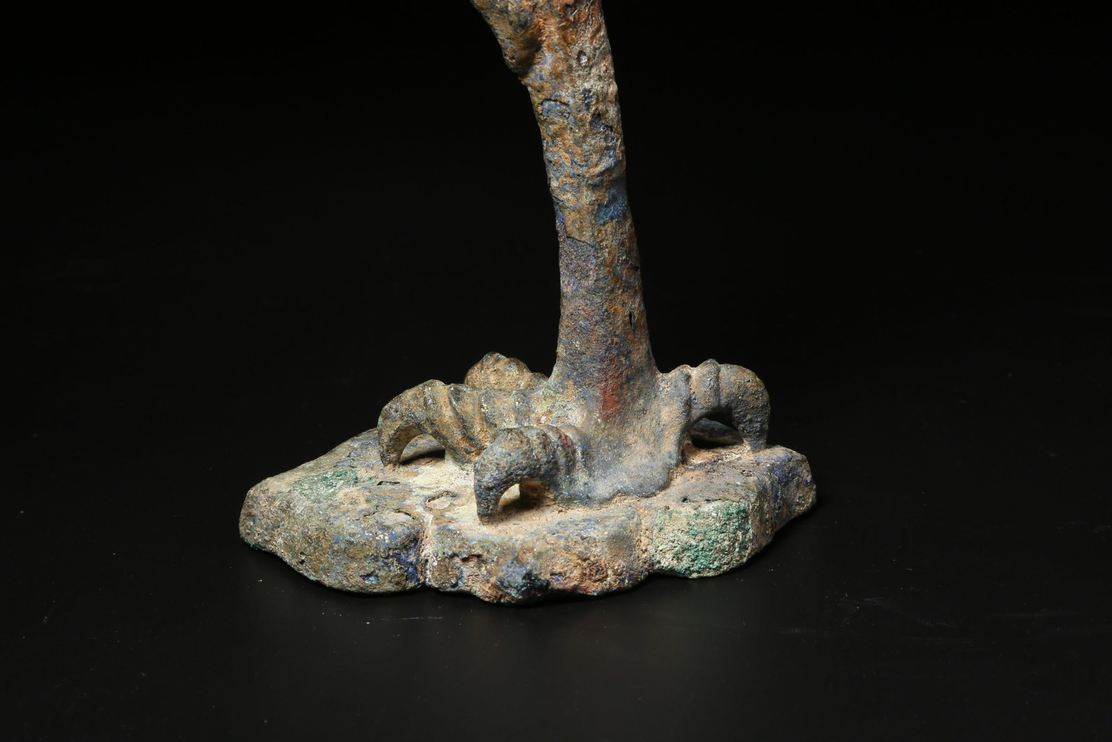 A BRONZE CANDLESTICK - 7