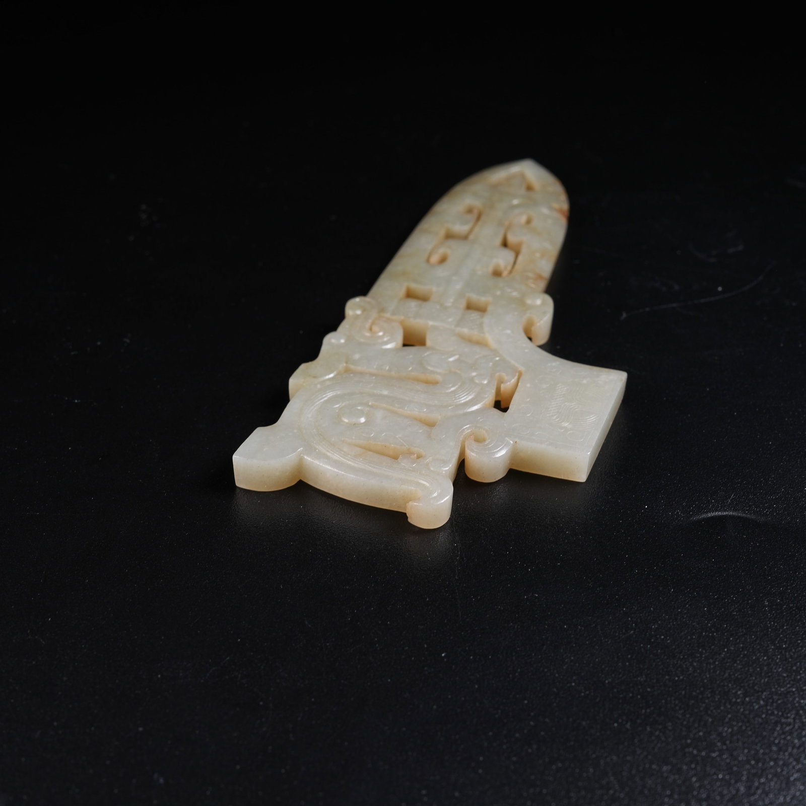 A ANCIENT JADE GE DAGGER WITH DRAGON PATTERNS - 5