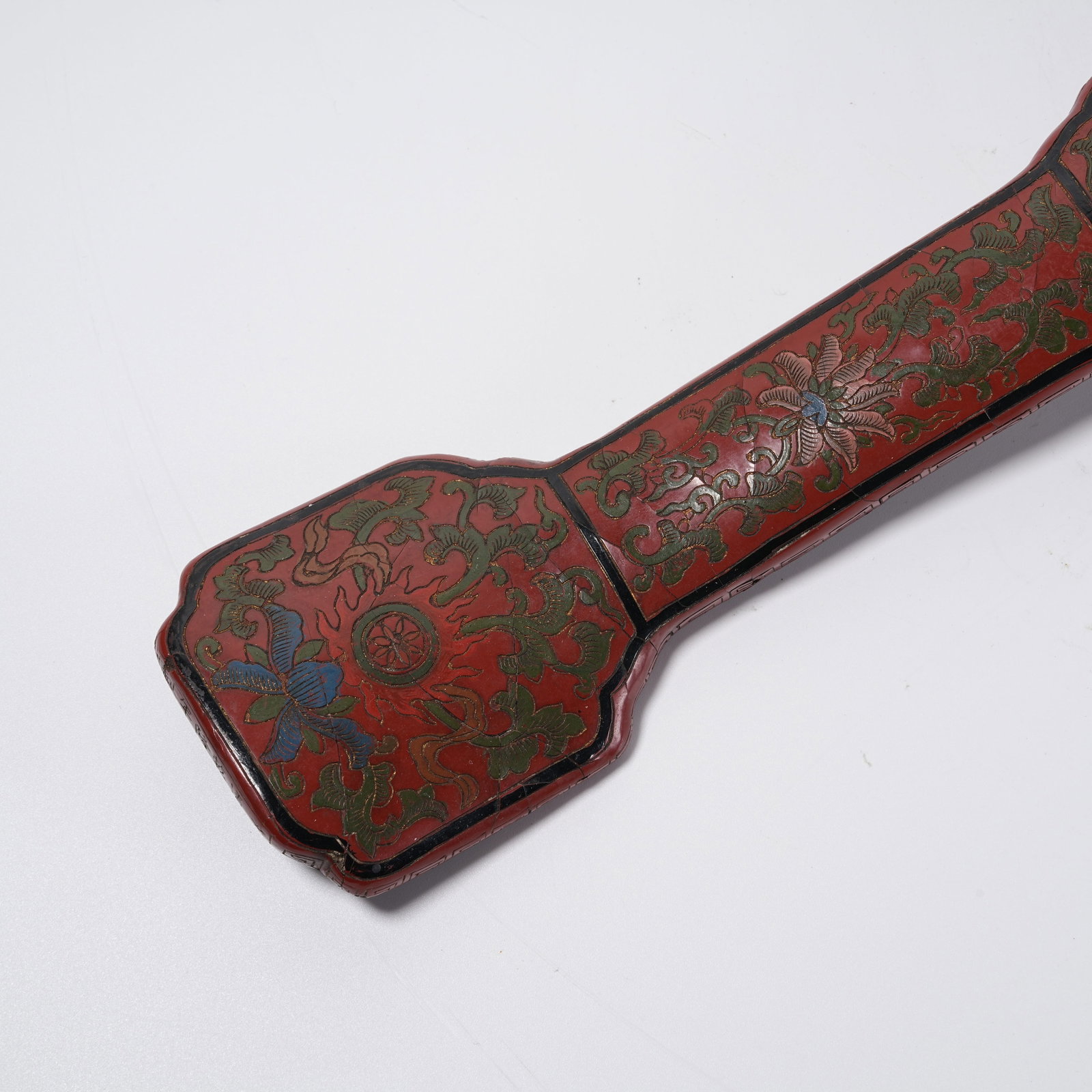 A COLORED LACQUER RUYI SCEPTER WITH DRAGON PATTERN - 4
