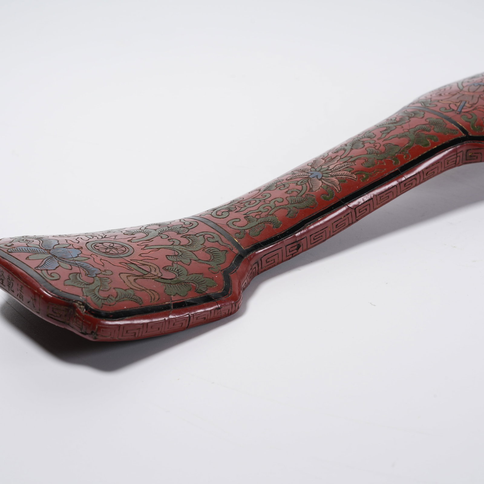 A COLORED LACQUER RUYI SCEPTER WITH DRAGON PATTERN - 6