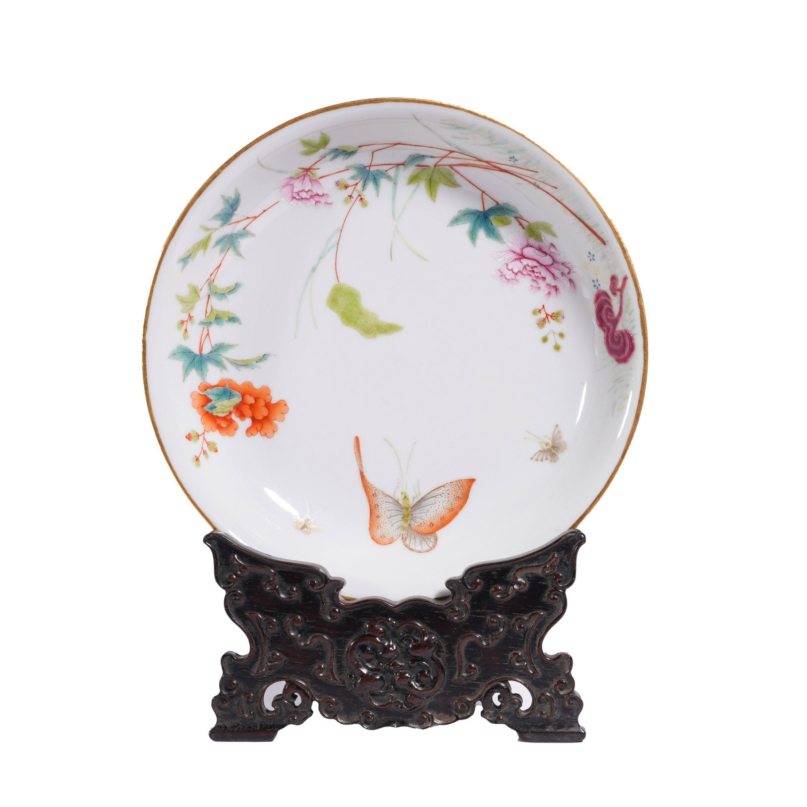 FAMILLE ROSE DECORATIVE PLATE WITH FLOWERS AND BUTTERFLIES, YONGZHENG PERIOD, QING DYNASTY: Official Kiln Famille Rose Plate with Flower and Butterfly Patterns Made in the Yongzheng Reign of the Great Qing Dynasty, an imperial display porcelain fired by the imperial kiln of the inner court d