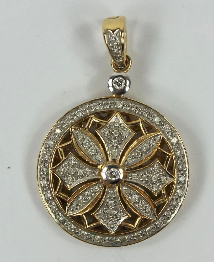 DIAMOND MEDALLION PENDANT/ENHANCER IN 14CT YELLOW GOLD: Diamond Medallion Pendant/Enhancer in 14ct Yellow Gold