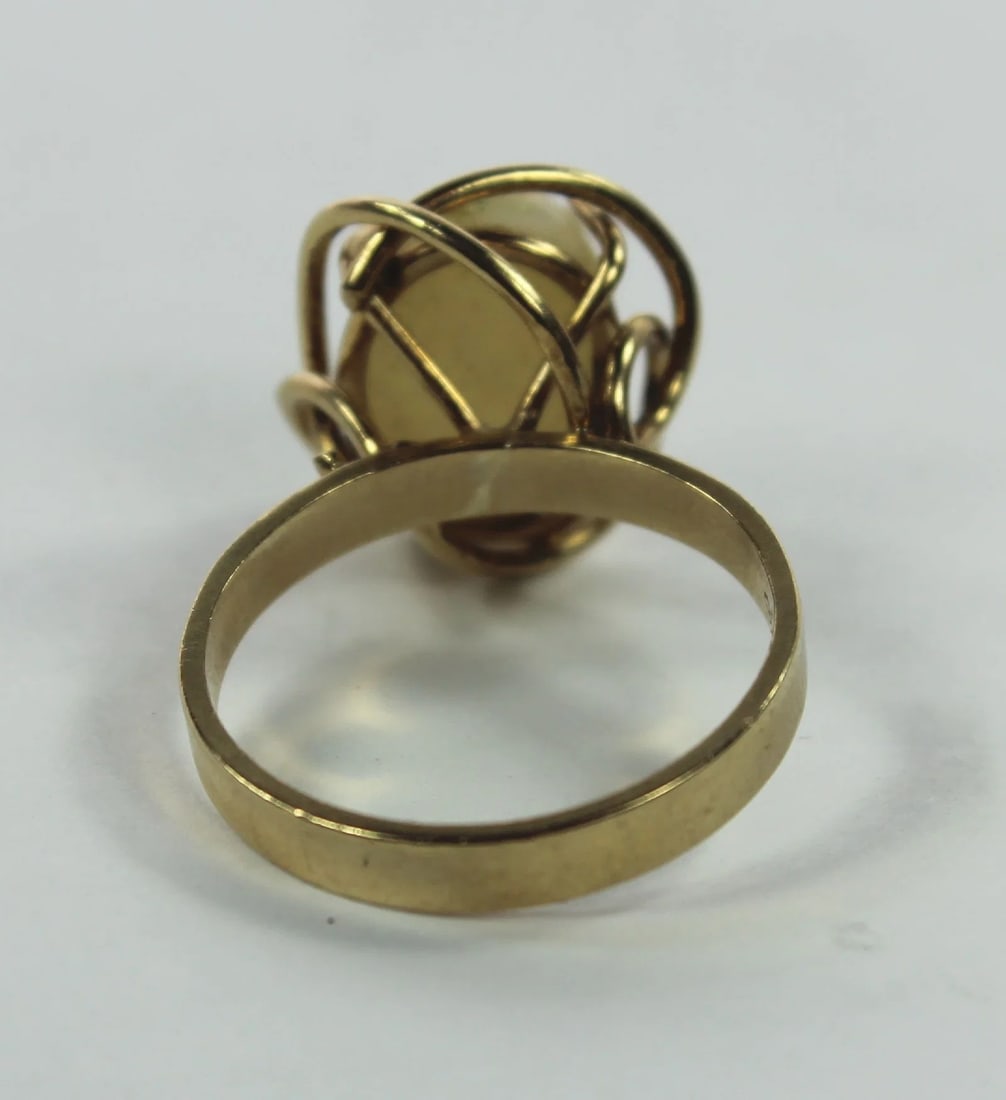 SOLID WHITE OPAL RING IN 9CT YELLOW GOLD - 2