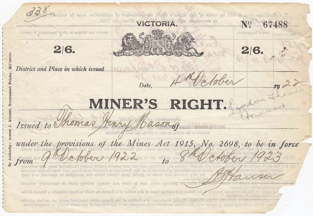 VICTORIA (AUSTRALIA) MINER'S RIGHT DATED 4 OCTOBER 1922, VERY FINE BUT MISSING CORNER: Victoria (Australia) Miner's Right dated 4 October 1922, Very Fine but missing corner