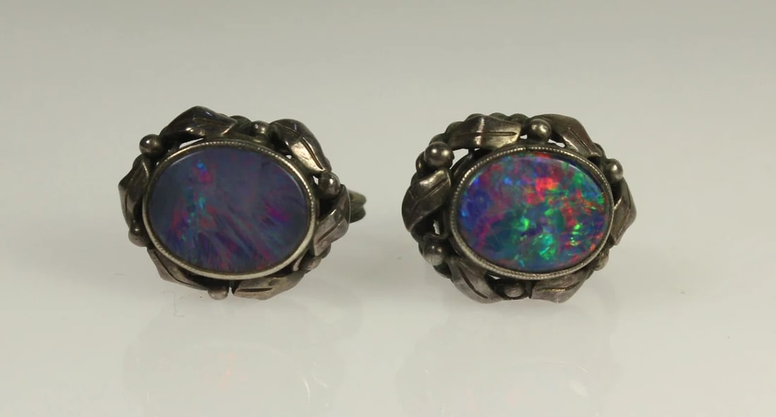 VINTAGE BLACK OPAL SCREW-BACK EARRINGS IN STERLING (925) SILVER (1 of 3)