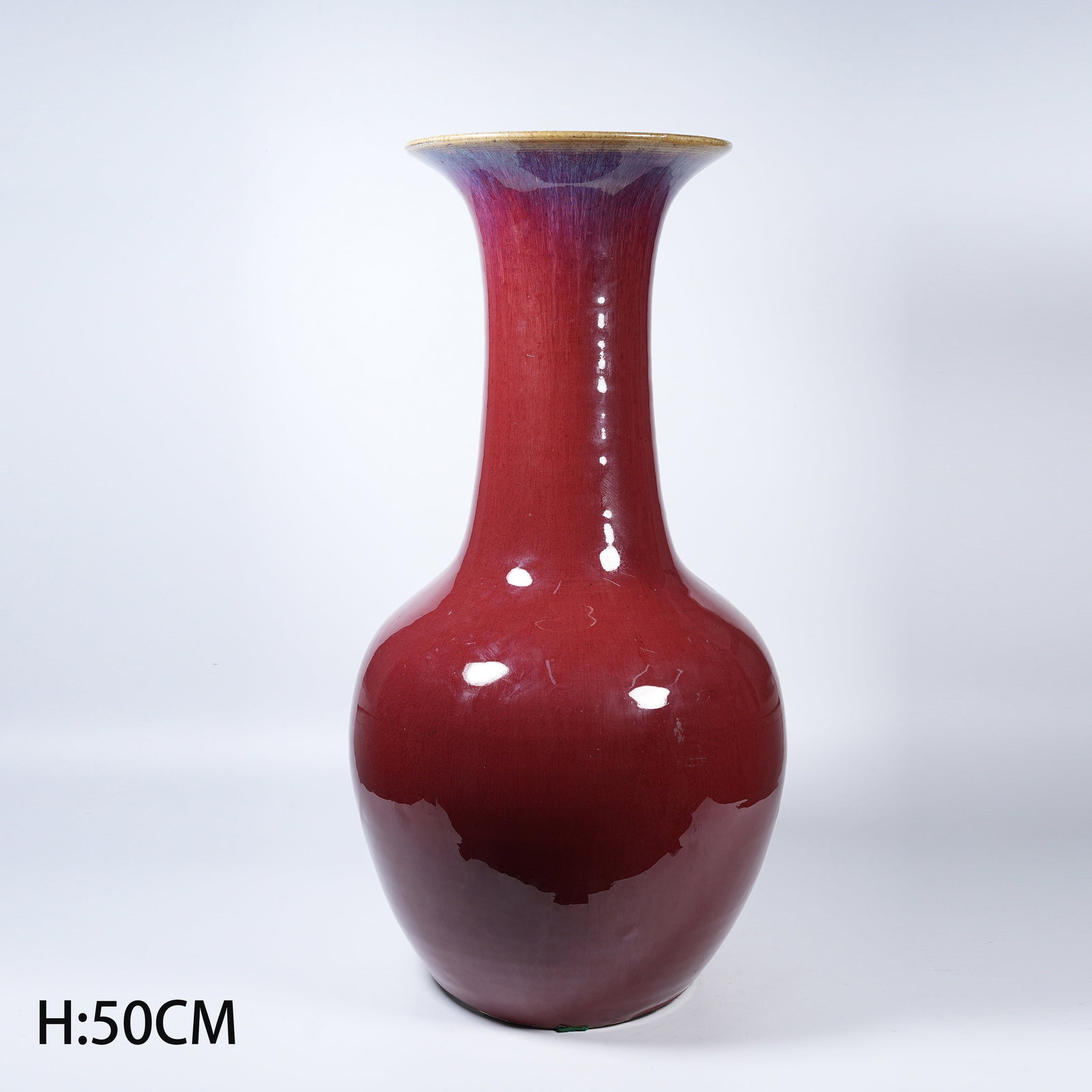 A FLAMBE GLAZE PLATE-MOUTH VASE (1 of 9)