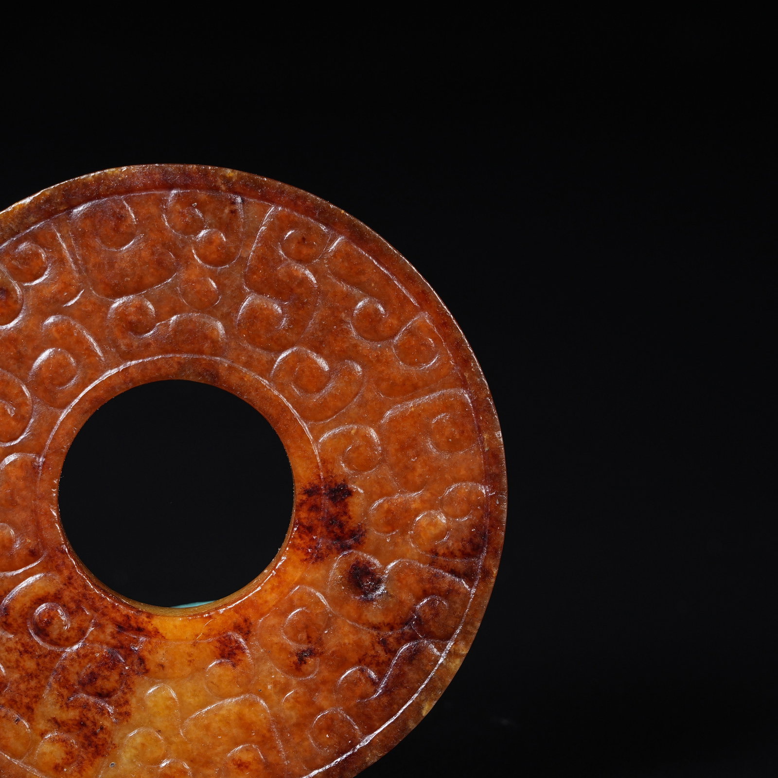 A ANCIENT JADE BI DISC WITH HOOKED CLOUD PATTERN - 2