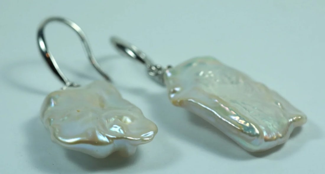 BAROQUE PEARL EARRINGS WITH STERLING (925) SILVER CLASPS: Baroque Pearl Earrings with Sterling (925) Silver Clasps