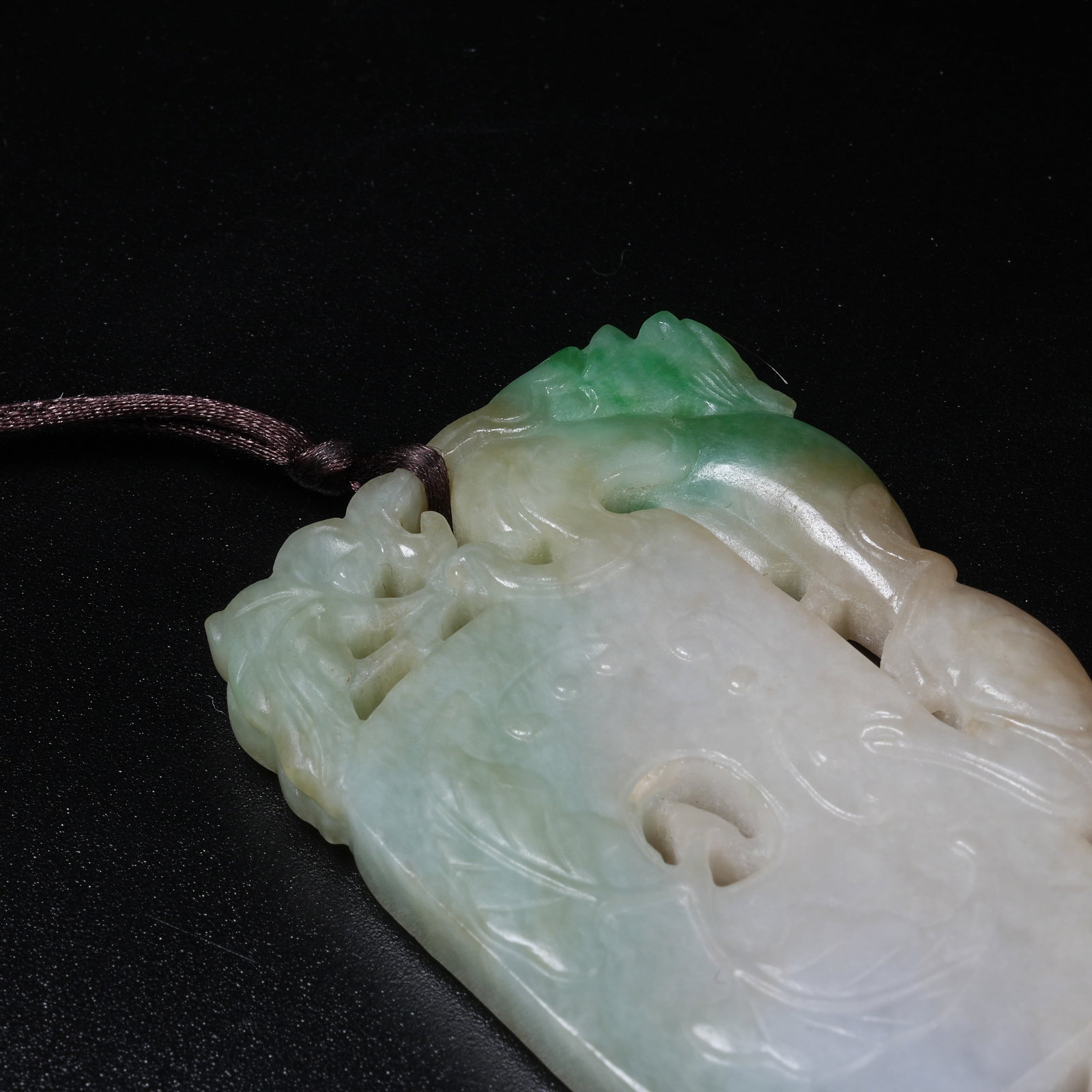 A JADEITE PLAQUE WITH CHI DRAGON PATTERN - 8