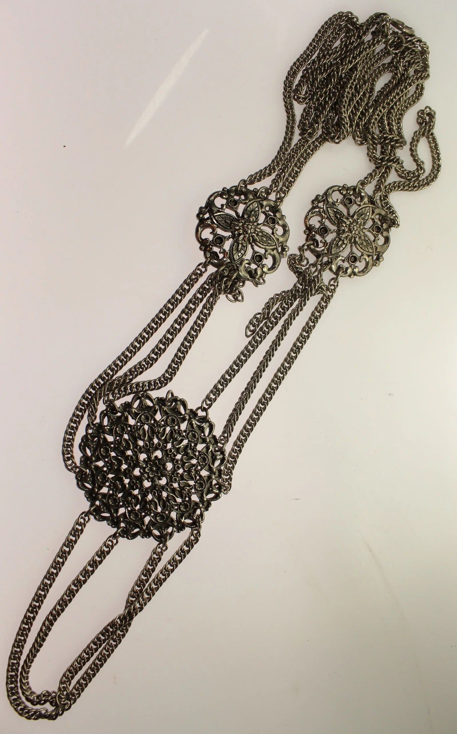 EXTRAVAGANT ASIAN-STYLE MULTI-STRAND CHAIN NECKLACE WITH MEDALLIONS: Extravagant Asian-style Multi-strand Chain Necklace with Medallions