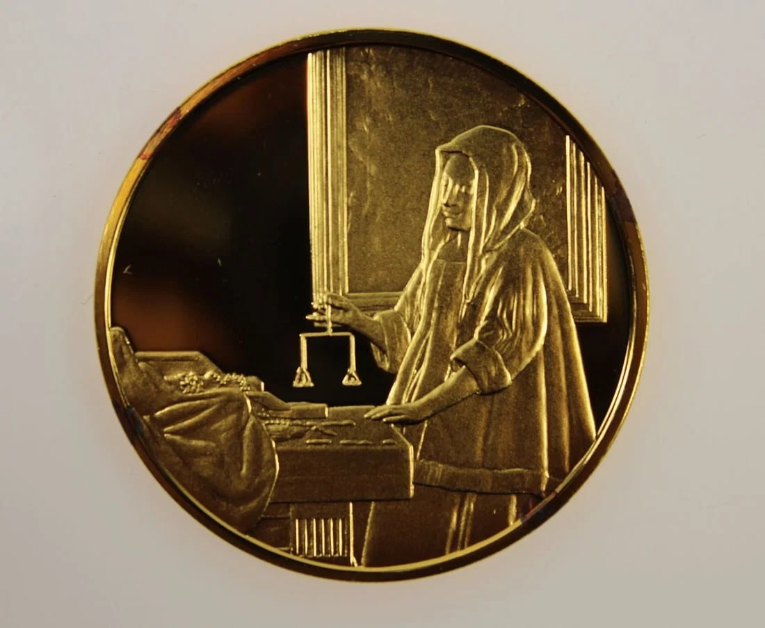 VERMEER 'GOUDWEEGSTER' MEDALLION IN GILT STERLING (925) SILVER, NEAR FDC: Vermeer 'Goudweegster' Medallion in Gilt Sterling (925) Silver, near FDC