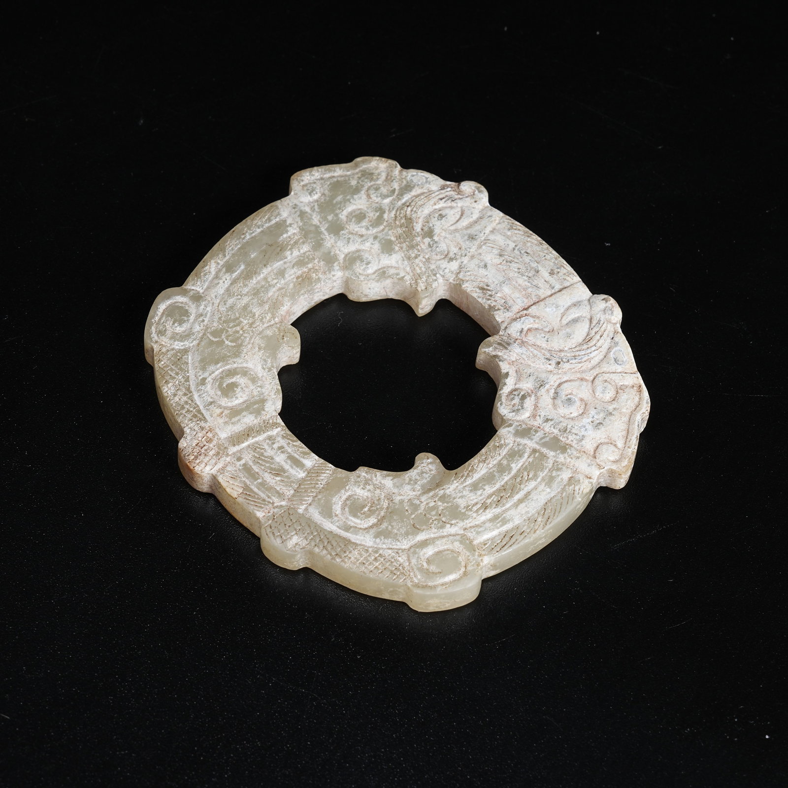 A ANCIENT JADE PENDANT WITH BEAST PATTERNS - 10