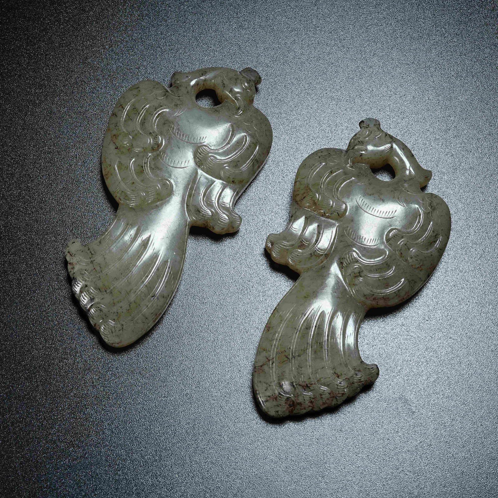 A SET OF ANCIENT JADE PHOENIX BIRD PENDANTS (1 of 8)