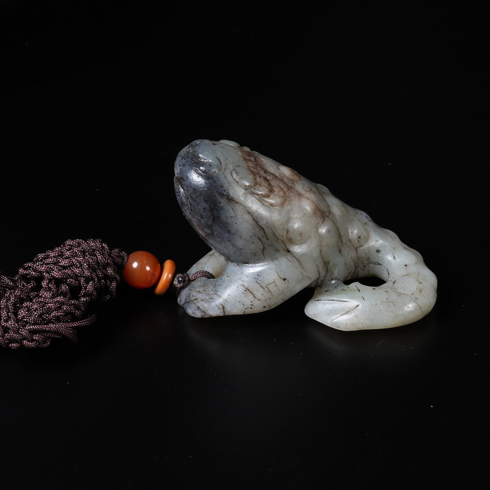 A ANCIENT JADE PENDANT SYMBOLIZING FROGS BRINGING WEALTH: Ancient Jade Pendant Symbolizing Frogs Bringing Wealth