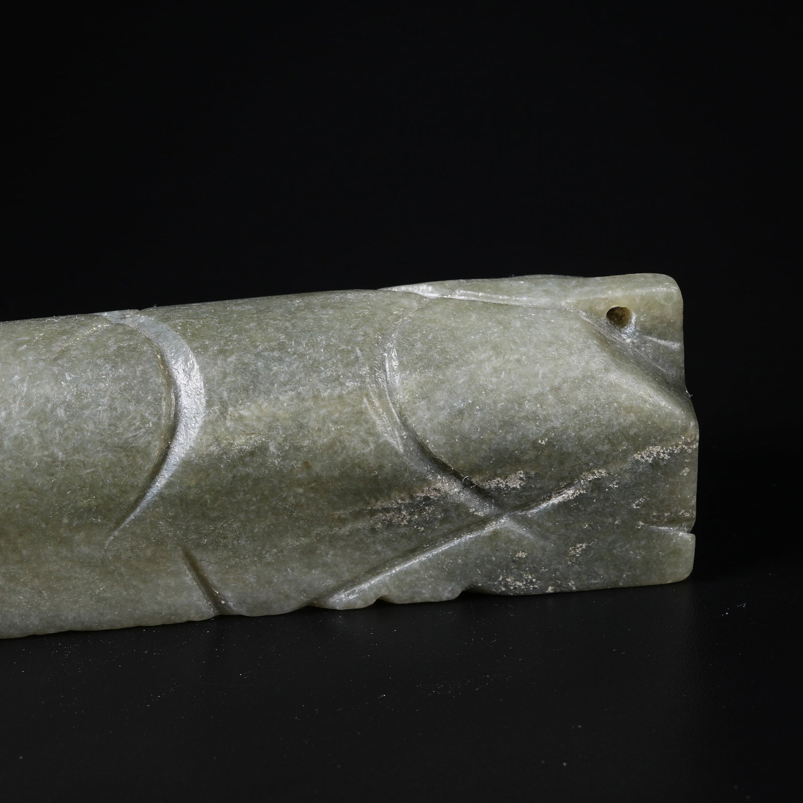 A ANCIENT JADE HANDHELD BURIAL OBJECT - 6