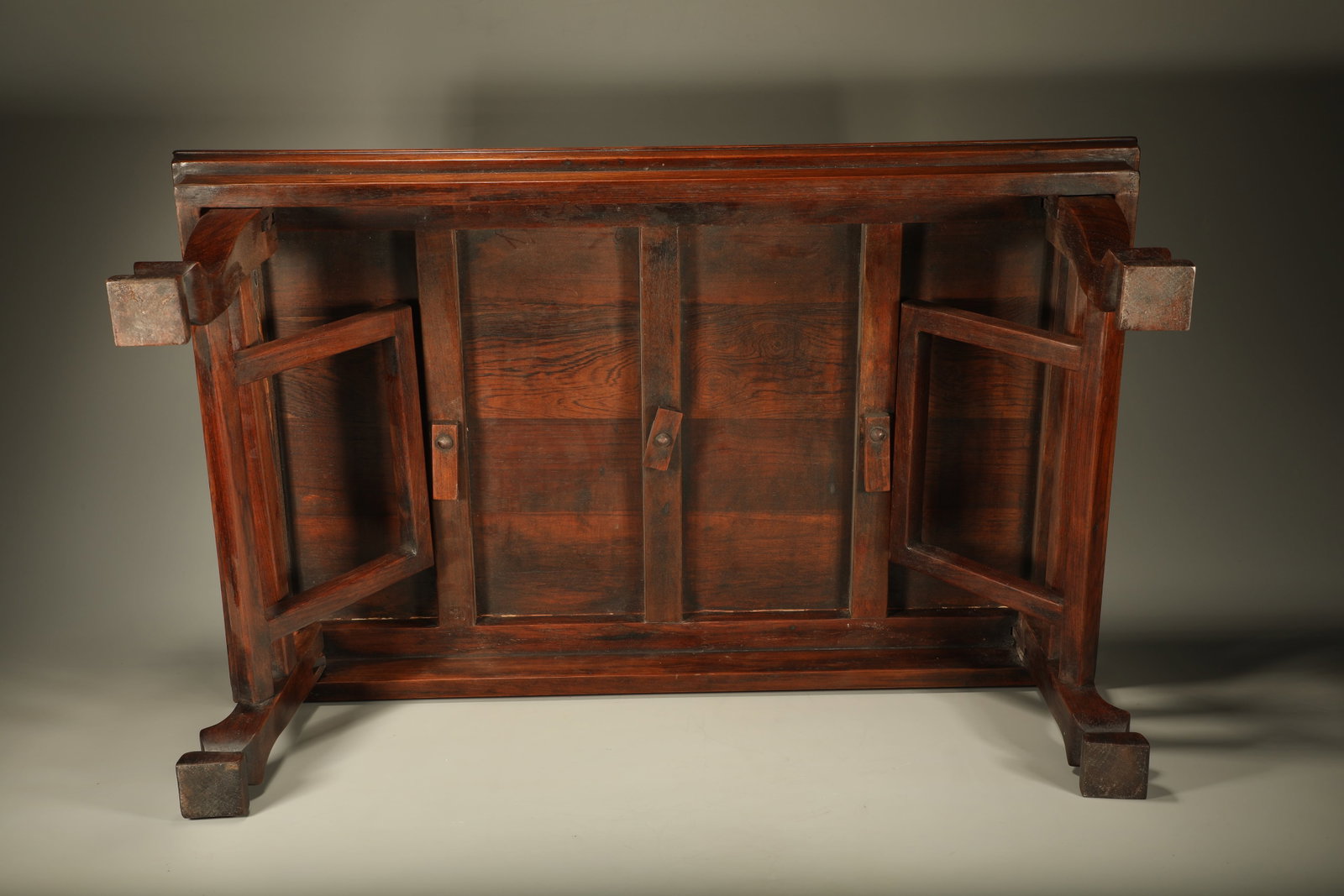 A FOLDABLE PADAUK CAMPAIGN TABLE - 5