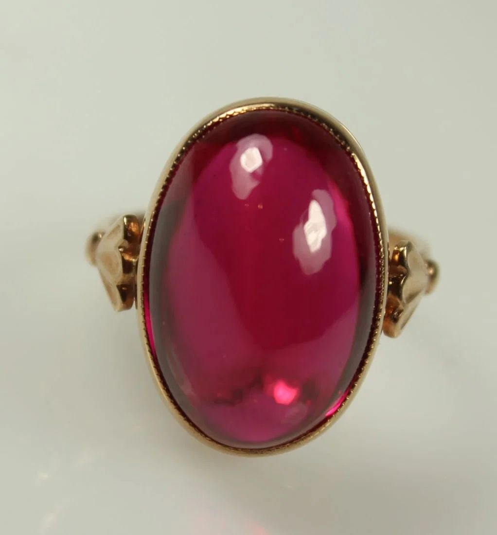 ROSE GOLD RING IN 14CT WITH CABOCHON RED SPINNEL: Rose Gold Ring in 14ct with Cabochon Red Spinnel