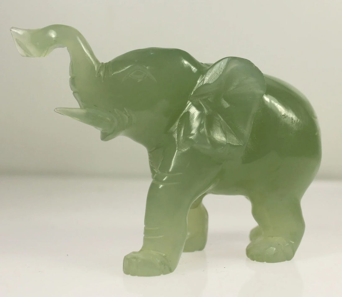 JADEITE ELEPHANT CARVING: Jadeite Elephant Carving