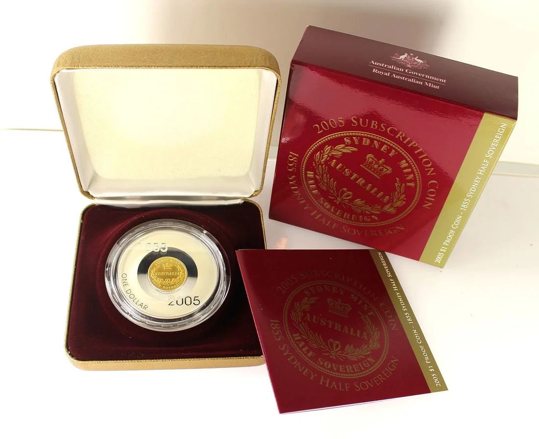 AUSTRALIA 2005 'SYDNEY MINT HALF SOVEREIGN' SELECTIVELY GOLD-PLATED PROOF SILVER (999) DOLLAR, FDC: Australia 2005 'Sydney Mint Half Sovereign' Selectively Gold-plated Proof Silver (999) Dollar, FDC