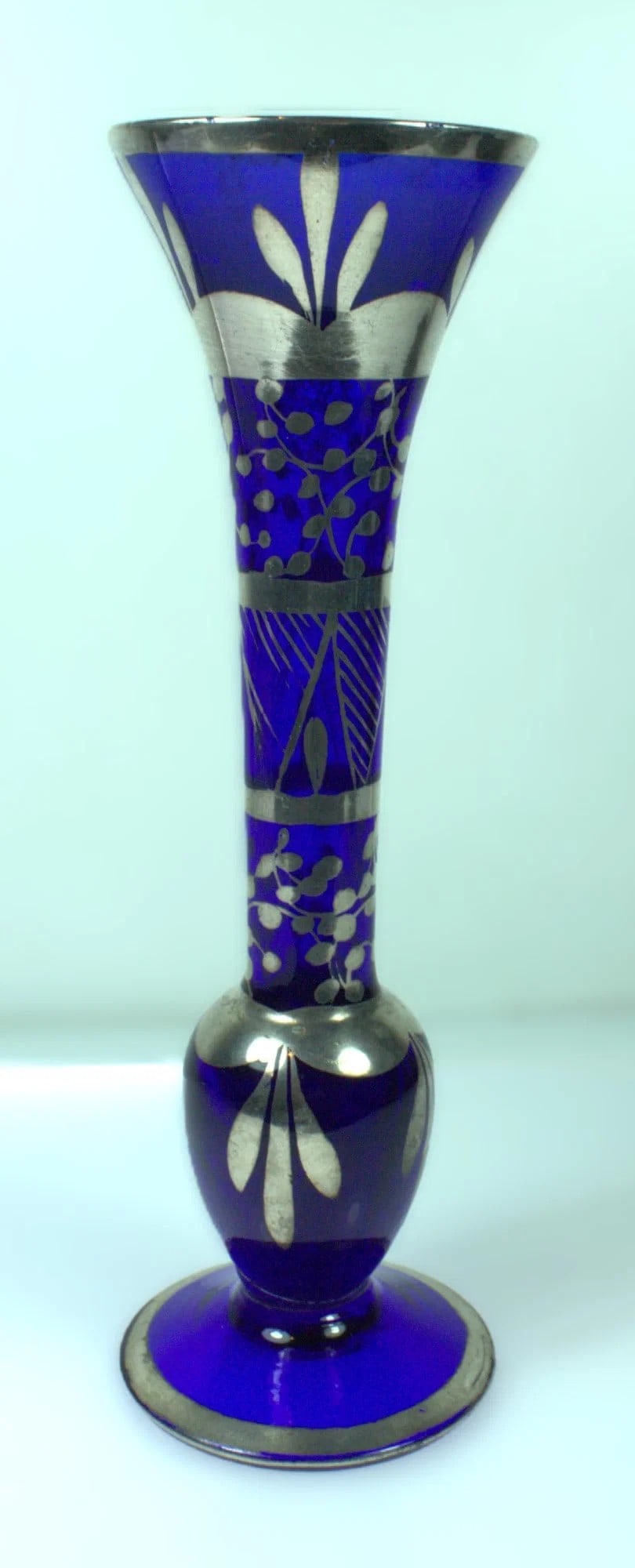 VINTAGE BLUE GLASS VASE WITH SILVER-OVERLAID DESIGN: Vintage Blue Glass Vase with Silver-overlaid design